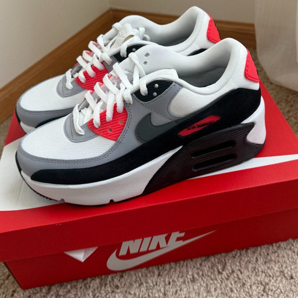 NIKE AIR MAX 90 LV8 - Picture 1 of 3
